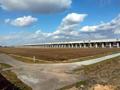 北陸新幹線、小松市内高架下整備他